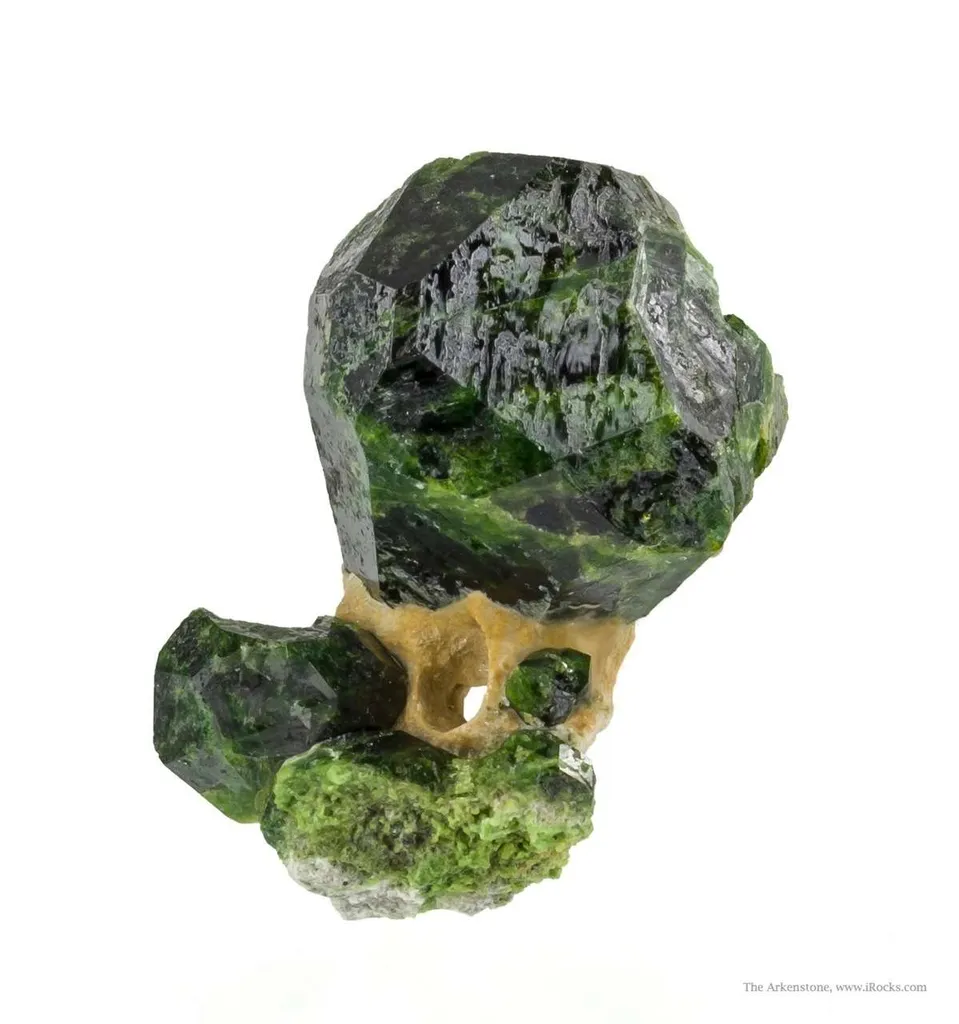 Garnet Var. Demantoid - image 3