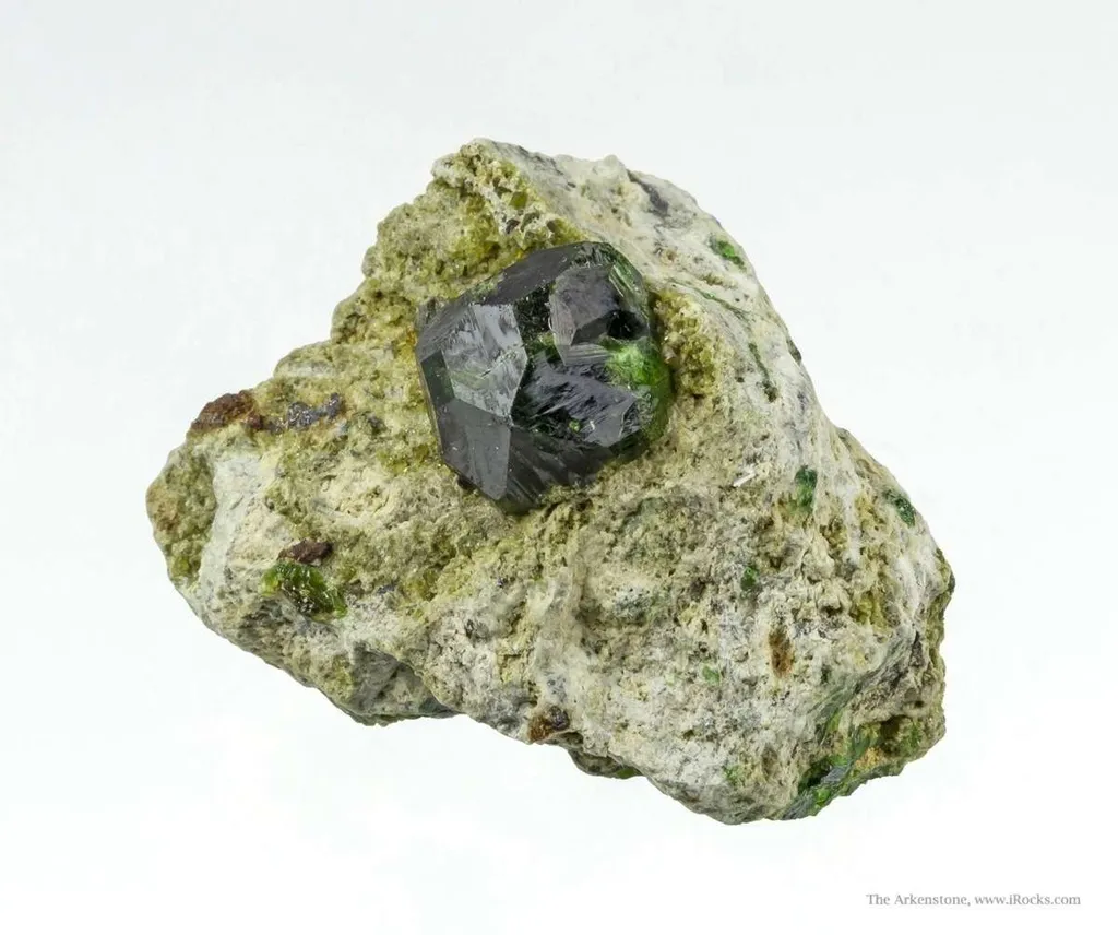 Garnet Var. Demantoid - image 2