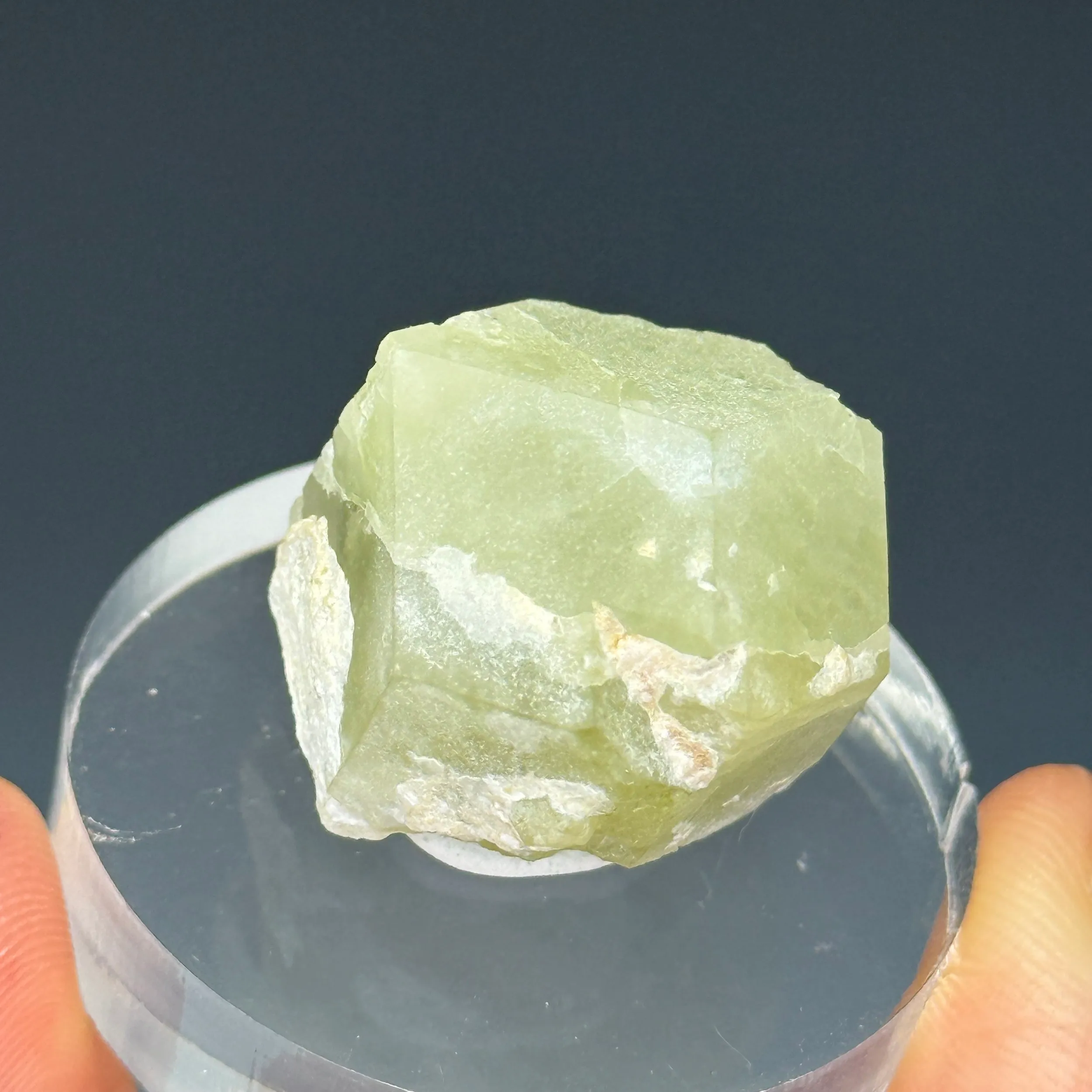 Garnet var. Grossular - image 1