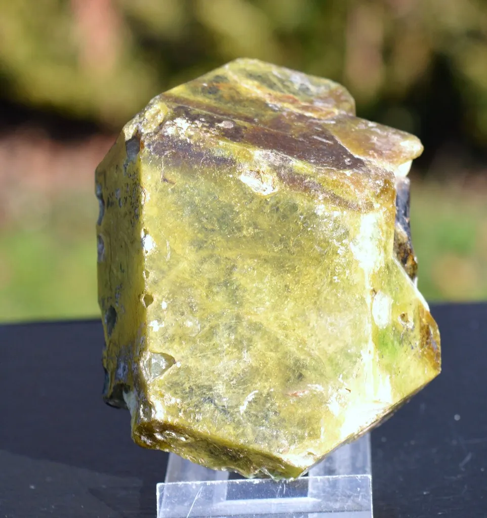 Garnet var. grossular 511 grams - Diakon District, Diakon Commune, Kayes Region, Mali - image 5