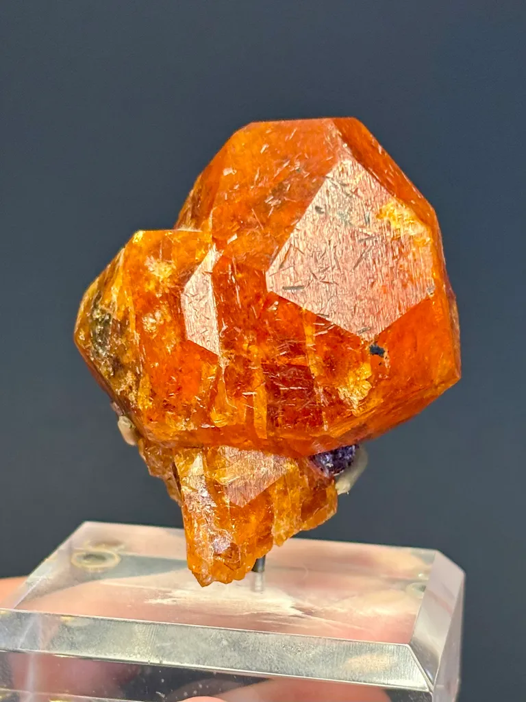 Garnet var. Spessartine image