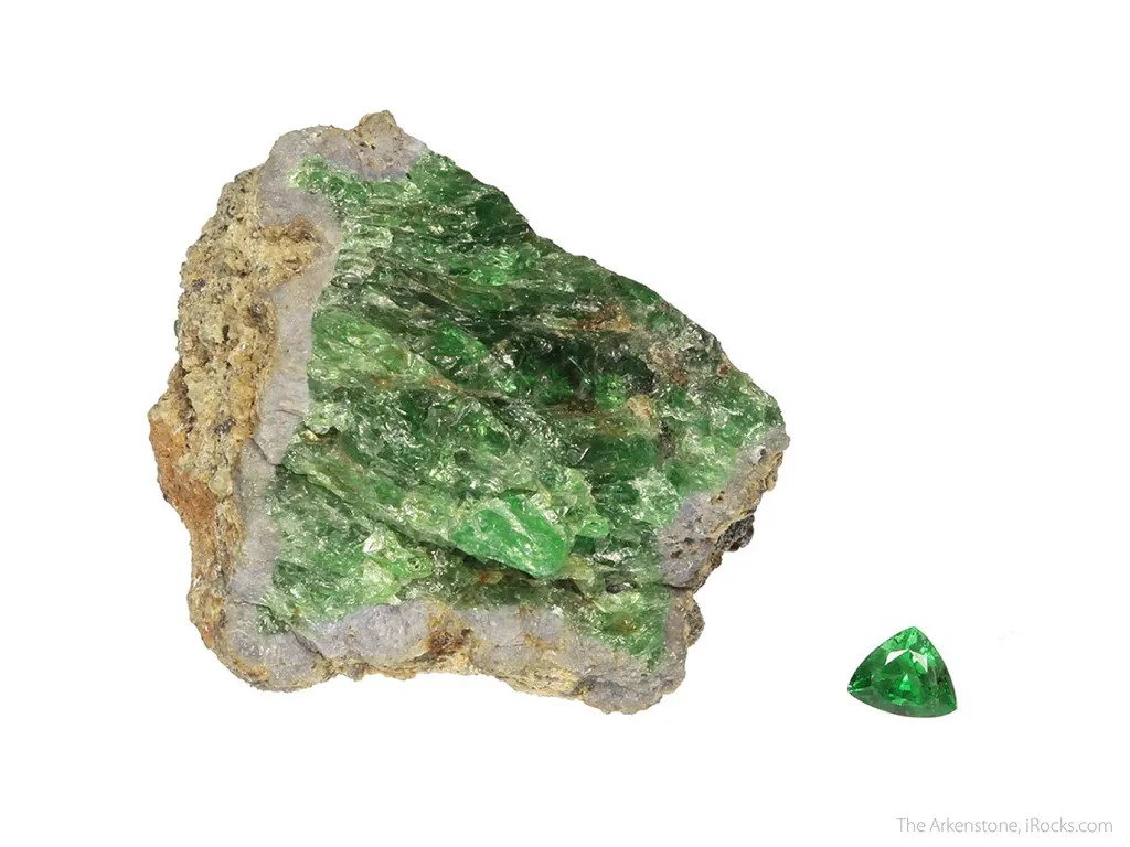 Garnet var. Tsavorite (rough and cut set) image