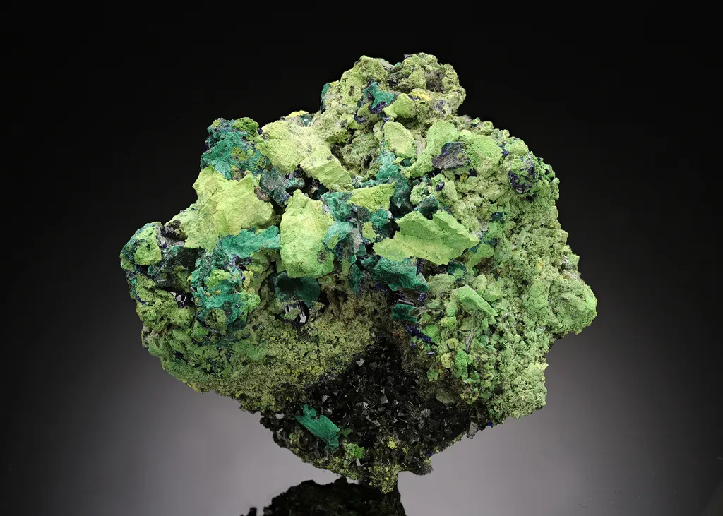Gartrellite with Azurite and Malachite ps. after Azurite image