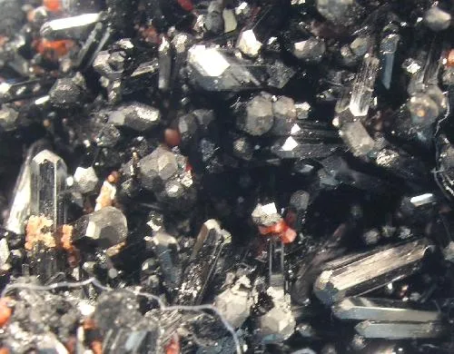 Gaudefroyite, Andradite, Baryte - image 2