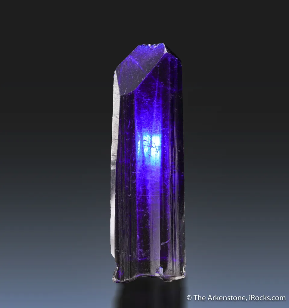Gem Azurite crystal image
