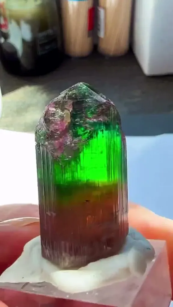 GEM BOMB Elbaite - image 2