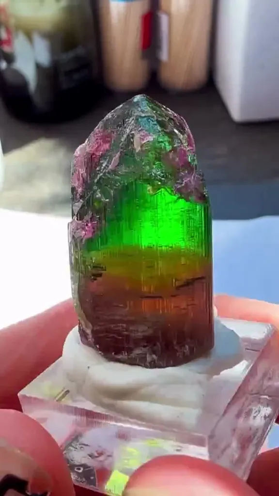 GEM BOMB Elbaite - image 4