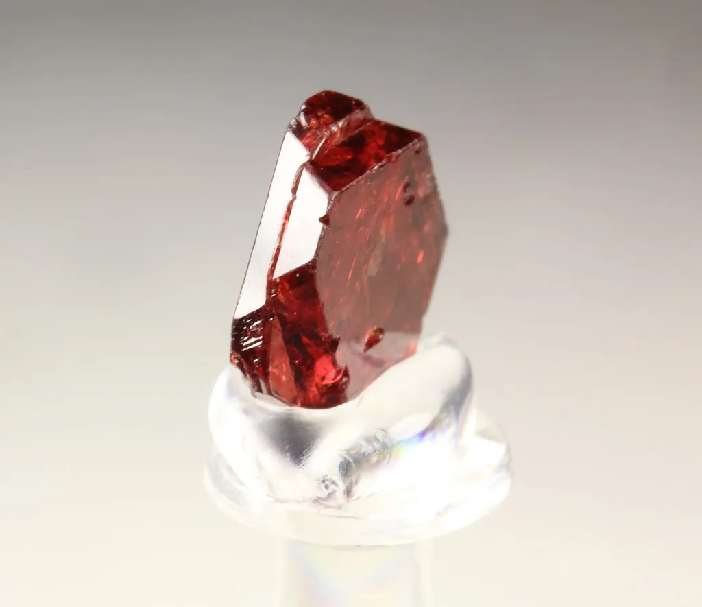 gem SPINEL twinned "Star of David"  from Myanmar, Mandalay Region, Mogok Township, Mogok - image 4