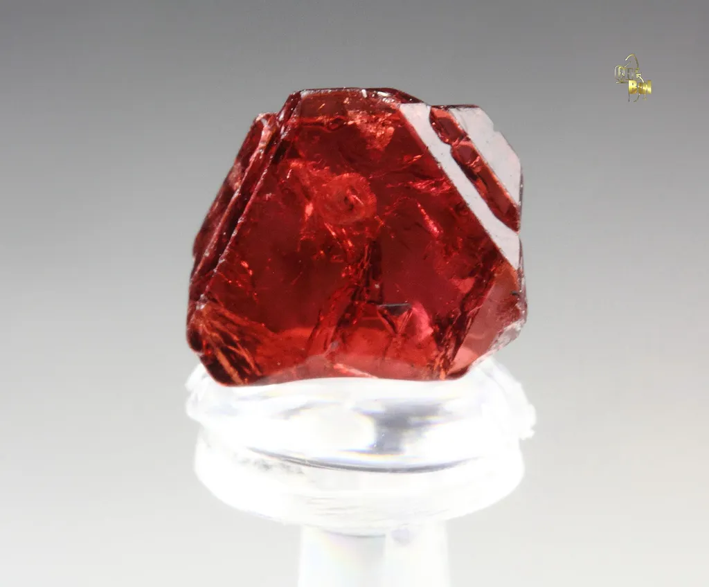 gem SPINEL twinned "Star of David"  from Myanmar, Mandalay Region, Mogok Township, Mogok image