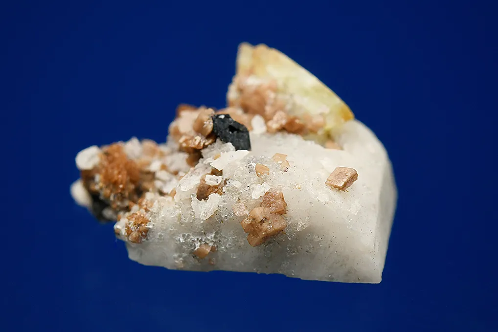Genthelvite, Aegirine and Rhodochrosite on Microcline - image 4