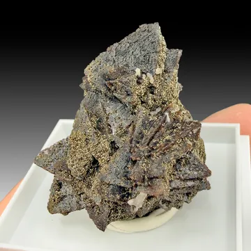 Genthelvite