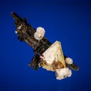 Genthelvite on Aegirine - image 1