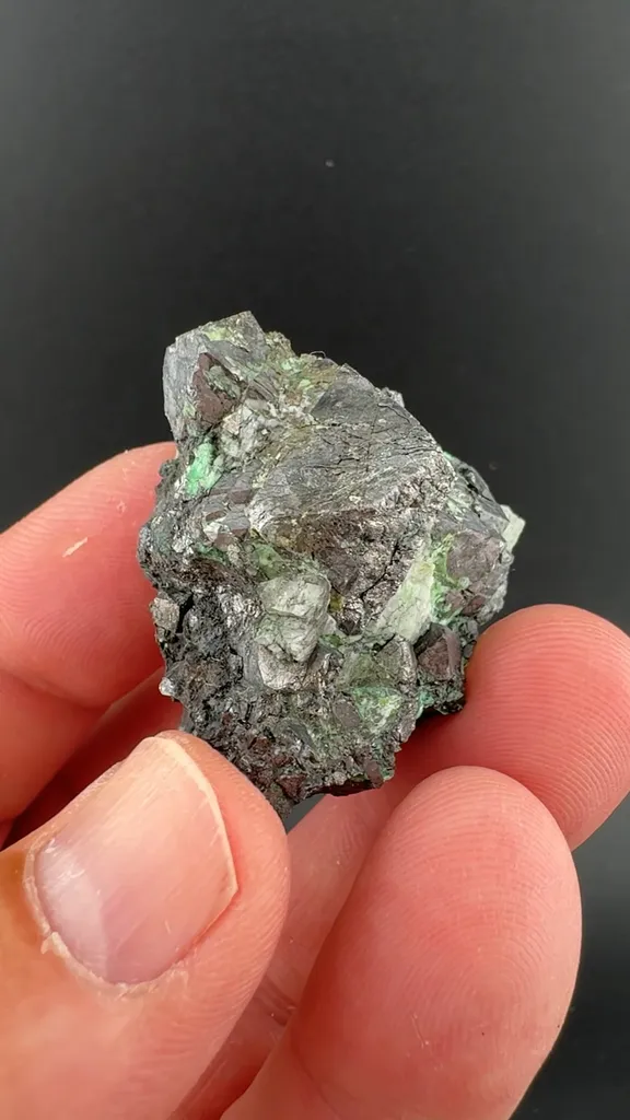 Gersdorffite with Annabergite image
