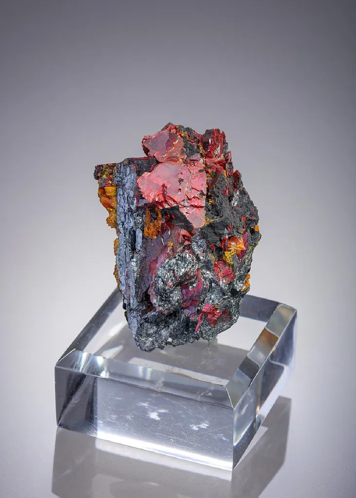 GETCHELLITE with Orpiment on Stibnite image