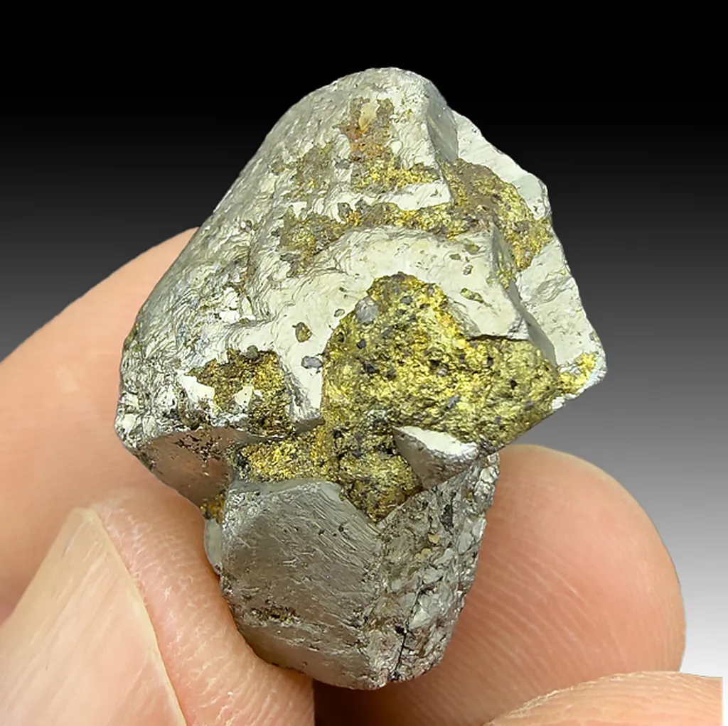 Glaucodot image
