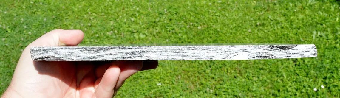 Gneiss 1480 grams - Crodo gneiss quarries, Crodo, Verbano-Cusio-Ossola Province, Piedmont, Italy - image 5