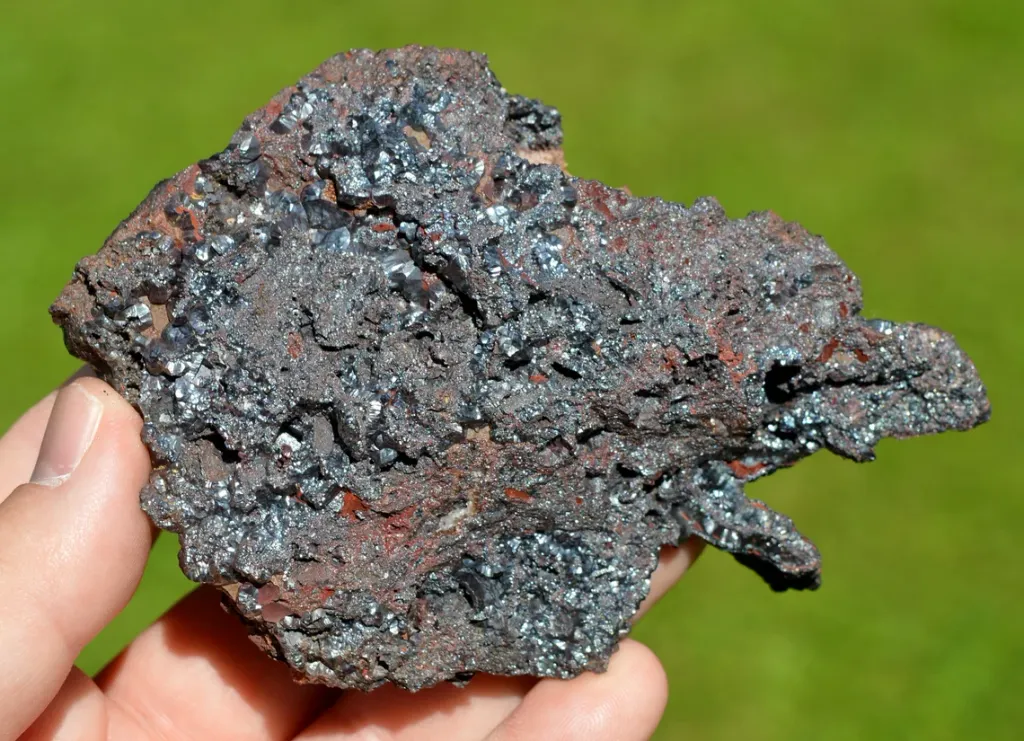 Goethite 360 grams - Mont-Roc Mine, Mont-Roc, Castres, Tarn, Occitanie, France - image 6