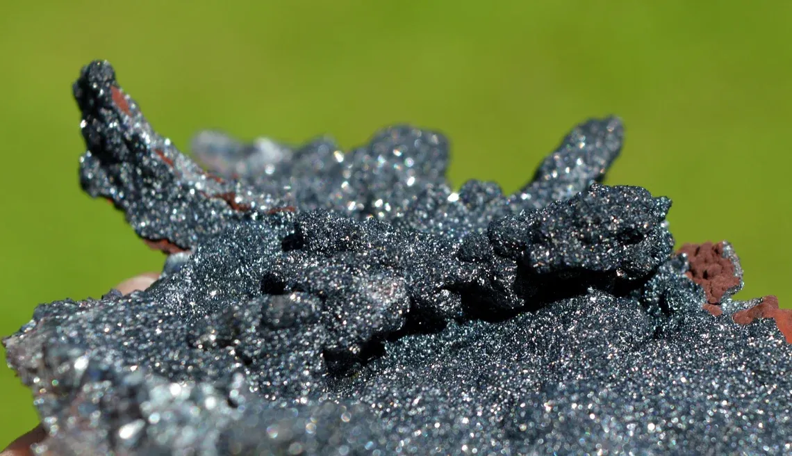 Goethite 360 ​​grams - Mont-Roc Mine, Mont-Roc, Castres, Tarn, Occitanie, France - image 5
