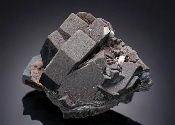 Goethite coating Cerussite after Anglesite - image 1