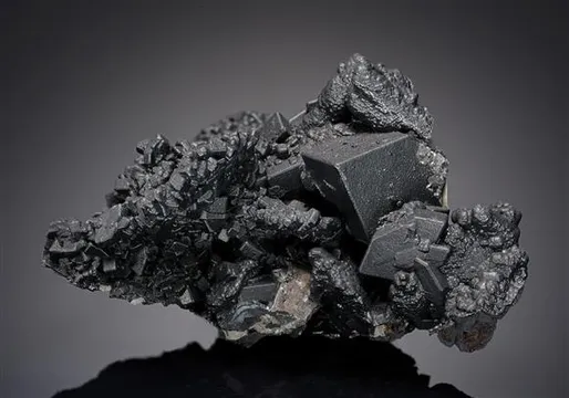 Goethite coating Cerussite after Anglesite