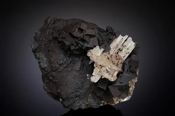 Goethite coating Cerussite after Anglesite with Cerussite image