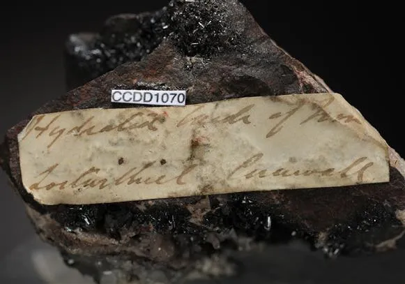 Goethite on Quartz - image 1