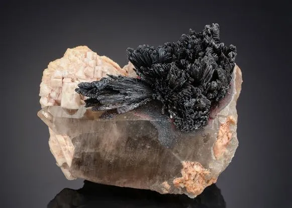 Goethite on Quartz with Microcline - image 1