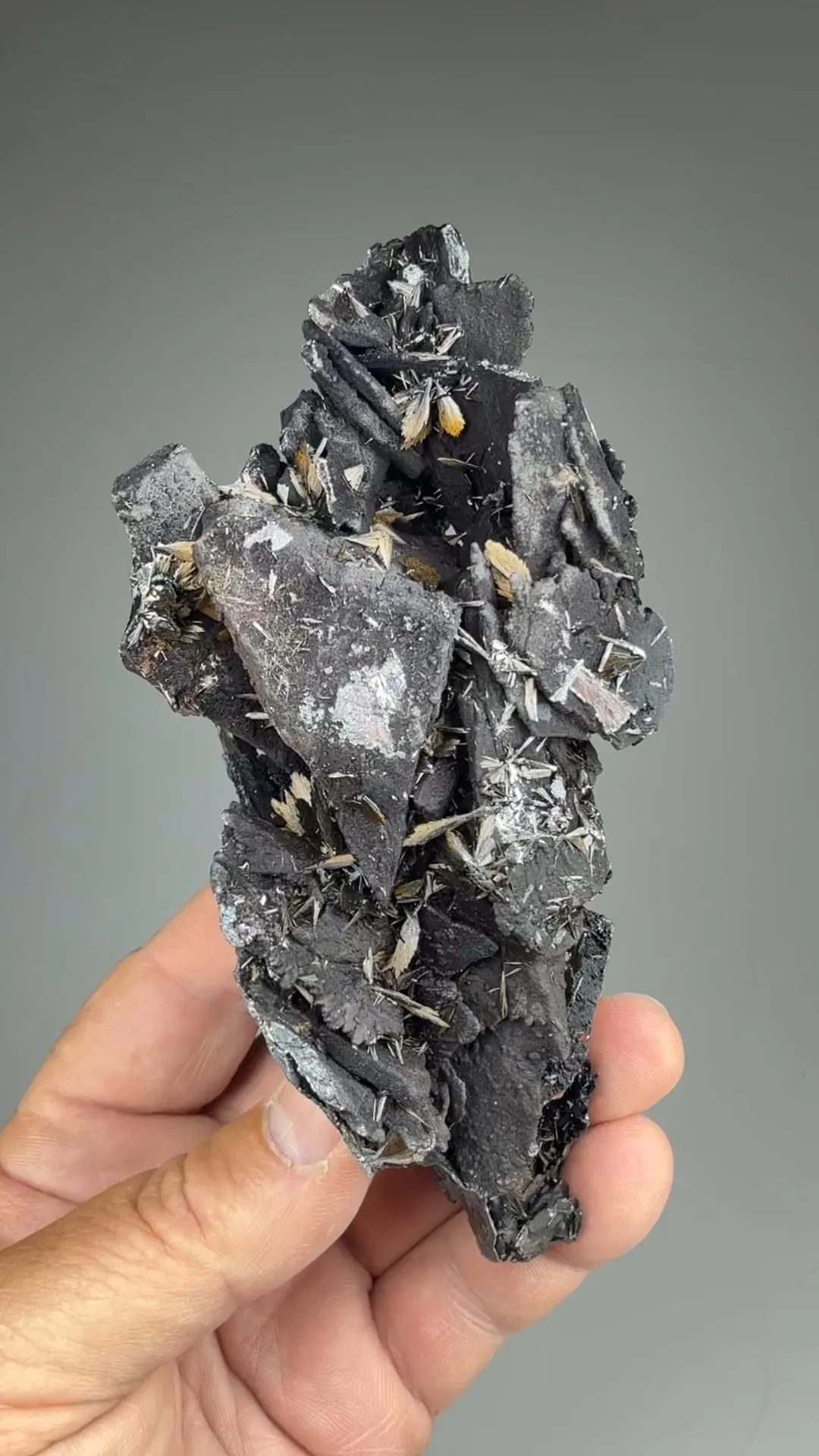 Goethite with Quartz - image 2