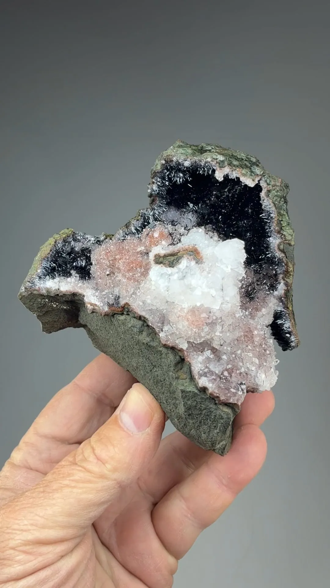 Goethite with Quartz - image 2