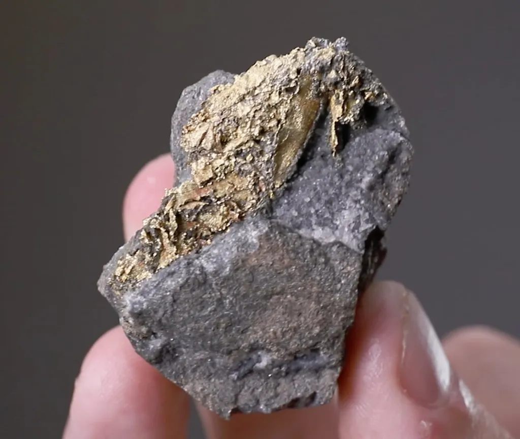 Gold - image 2