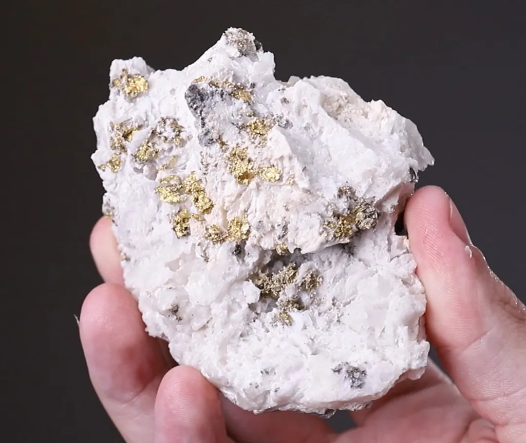 Gold - image 2