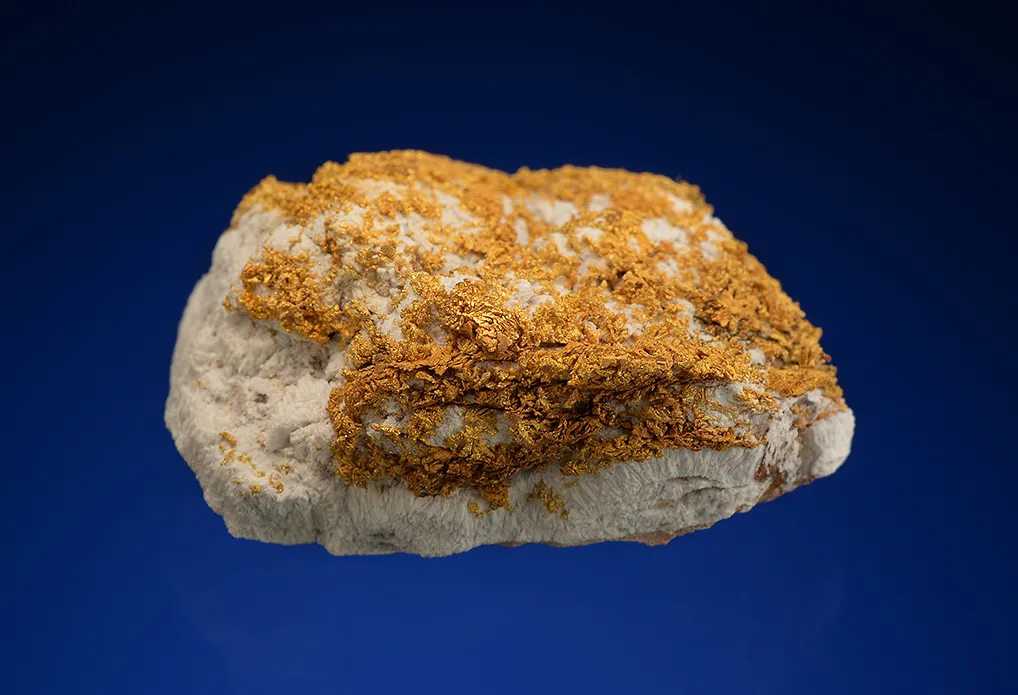 Gold - image 4