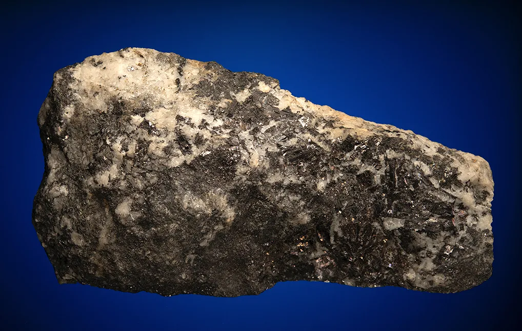 Gold in Quartz - image 3