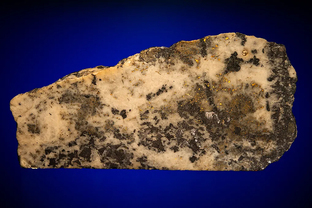 Gold in Quartz image