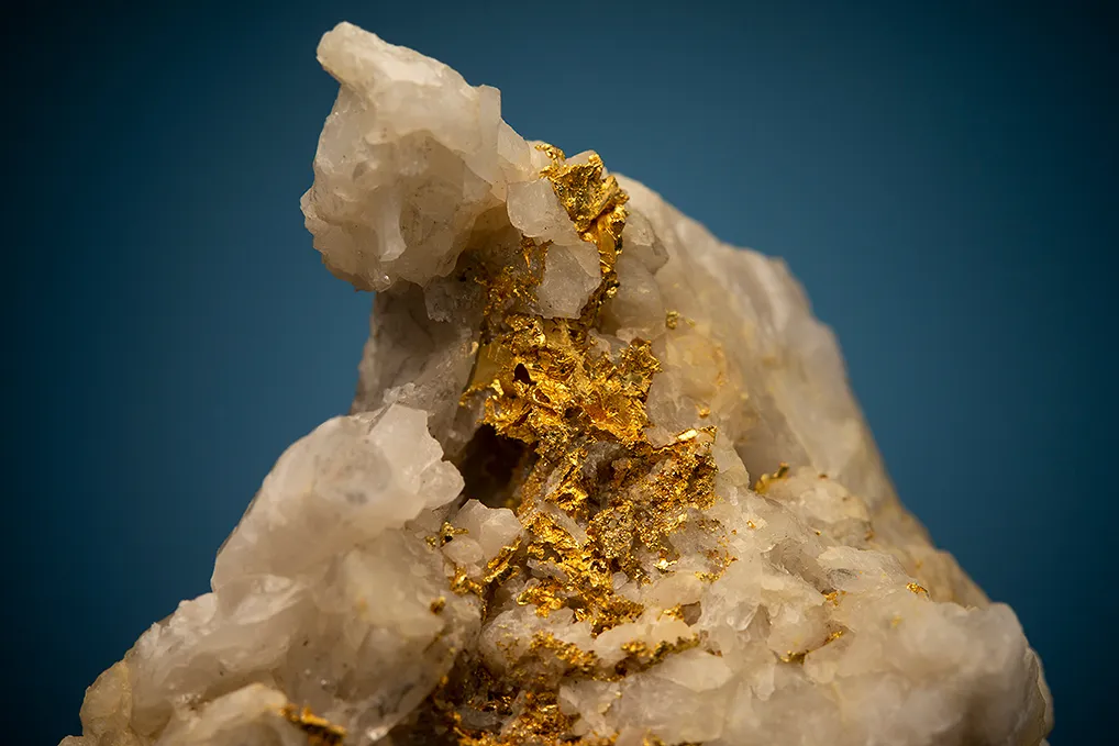 Gold on Quartz - image 2