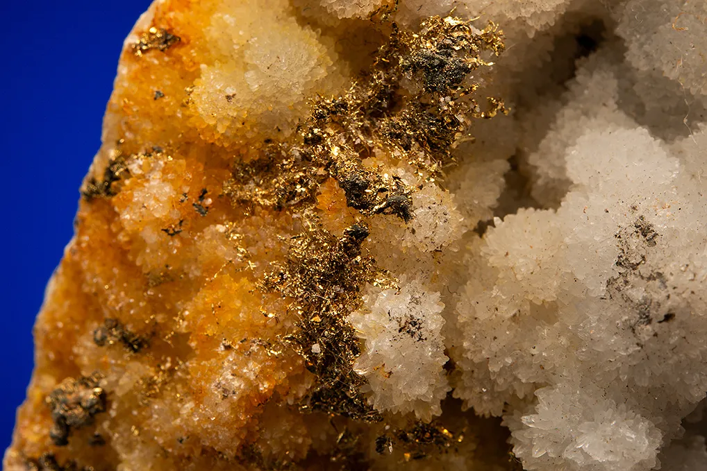Gold on Quartz - image 2