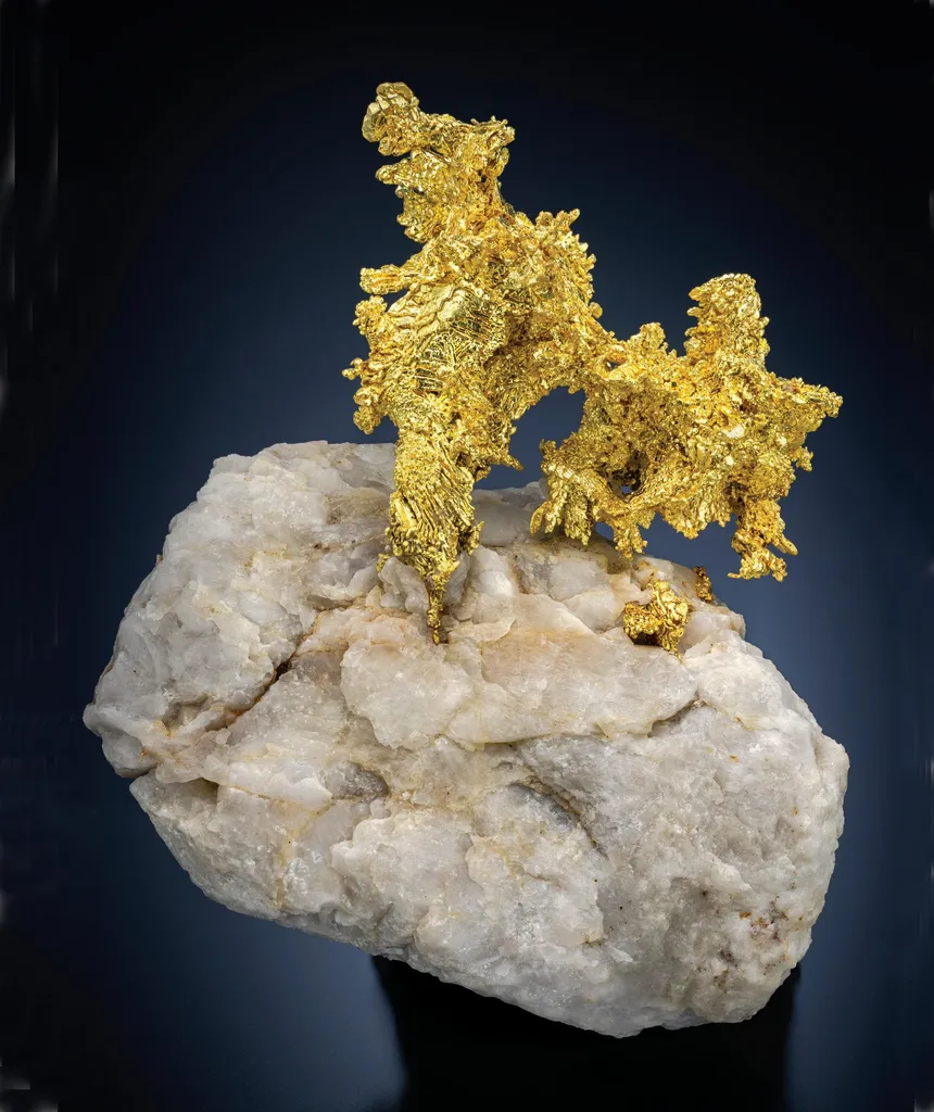 Gold on Quartz image