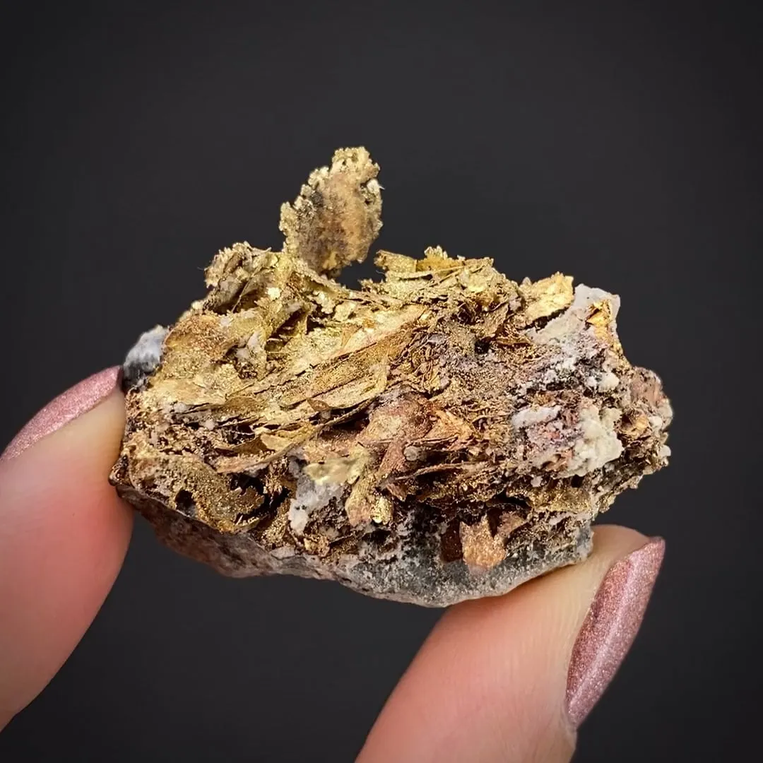 Gold on Quartz - image 2