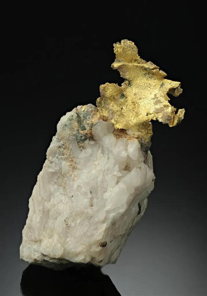Gold on Quartz image