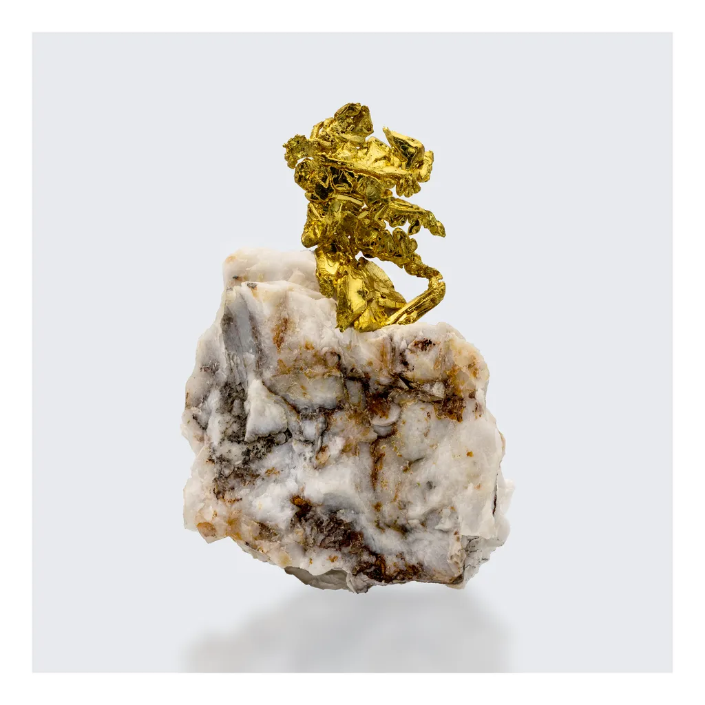 Gold on Quartz image