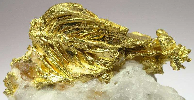 Gold (Spinel-Twinned) - image 3