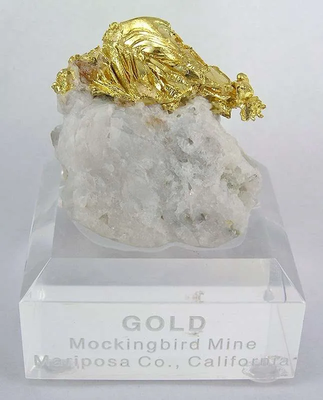 Gold (Spinel-Twinned) - image 2