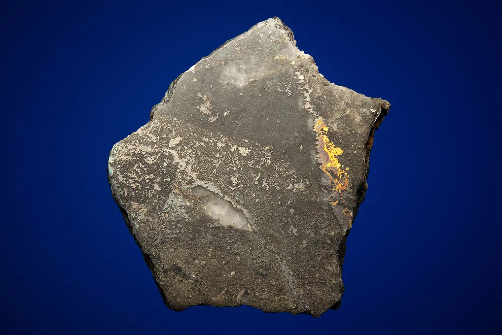 Gold with Hessite, PETZITE and Pyrite - image 3
