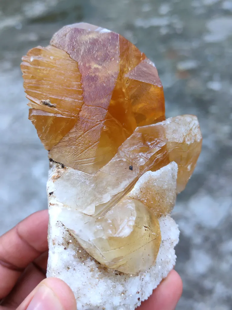 Golden Calcite on Quartz. Available for sale - image 5