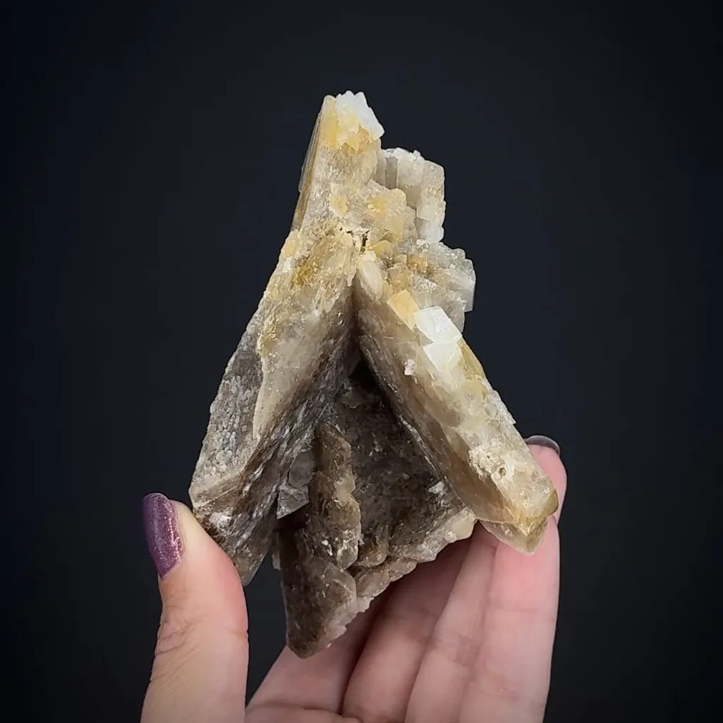 Görgeyite image