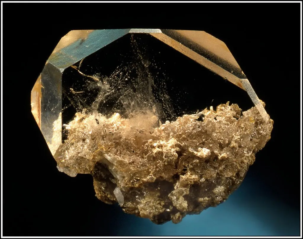 Goshenite Beryl image