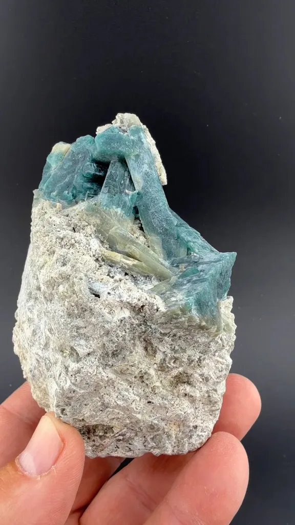 Grandidierite - image 3
