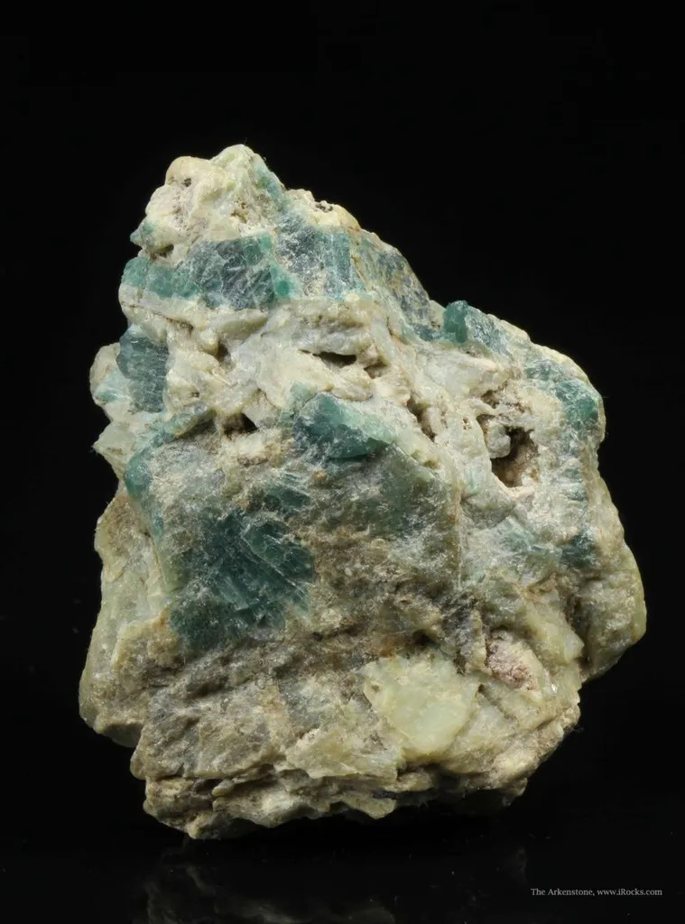Grandidierite Crystals image