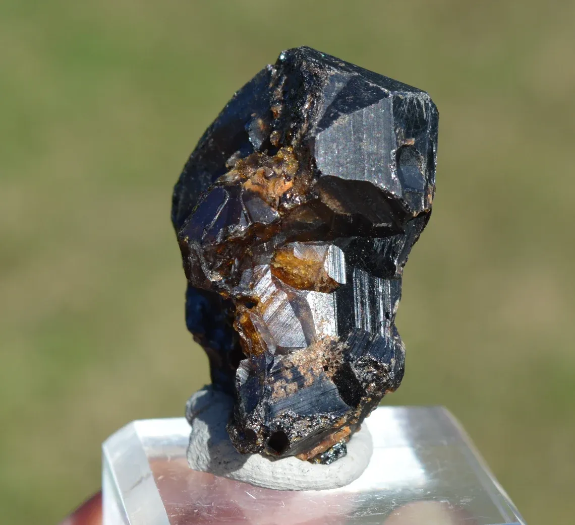 Grandite Garnet & Melanite 41 grams - Diakon, Bafoulabé Circle, Kayes Region, Mali - image 8