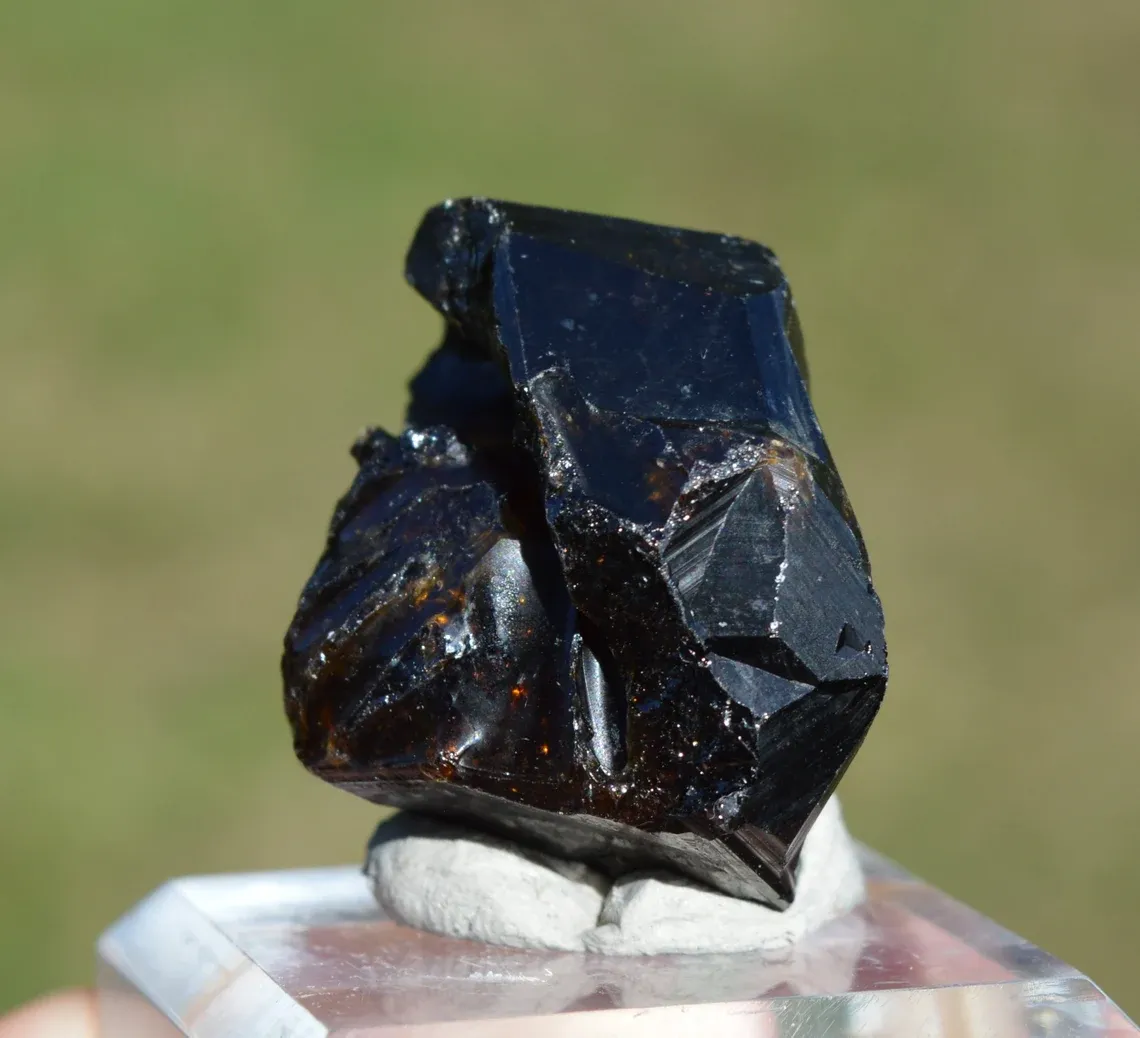 Grandite Garnet & Melanite 43 grams - Diakon, Bafoulabé Circle, Kayes Region, Mali - image 8